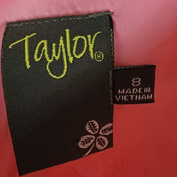 Taylor Sheath Dress Women 8 Pink and White Floral Lined with Keyhole Back - Picture 3 of 7